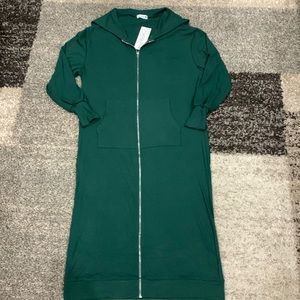 Nuggles brand zipper dress NWT never worn just tried on and didn’t work for me.